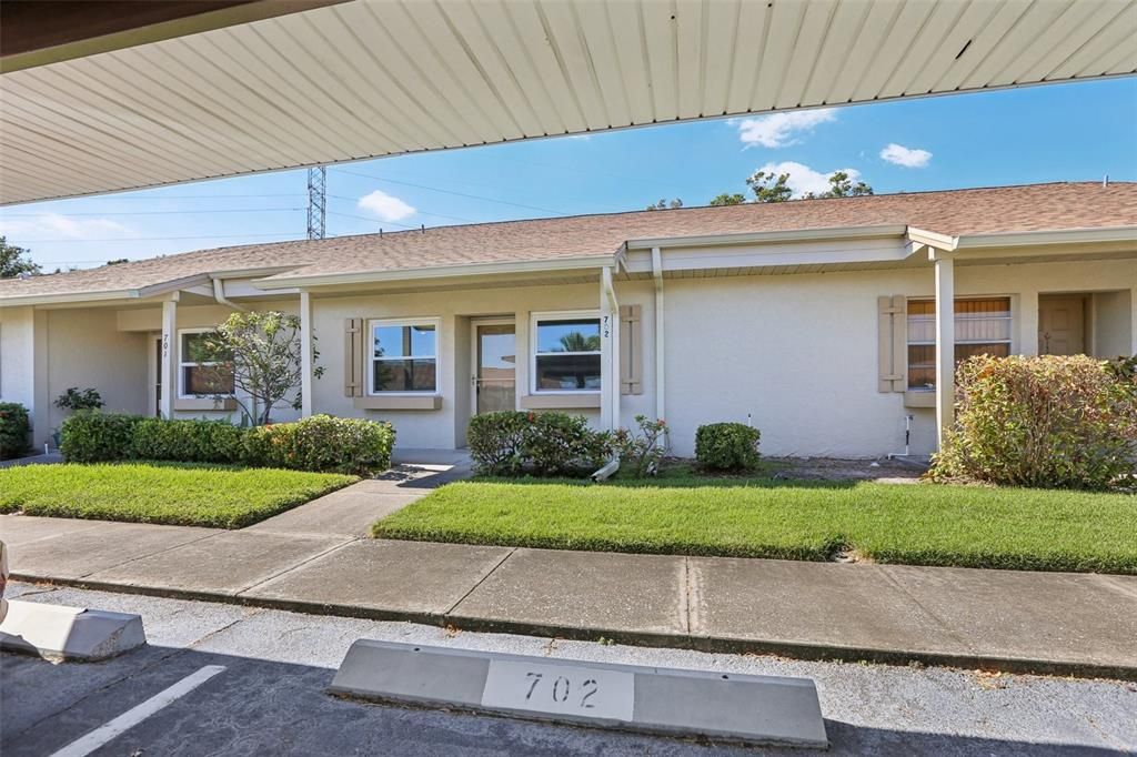 На продажу: $179,000 (2 спален, 2 ванн, 810 Квадратных фут)