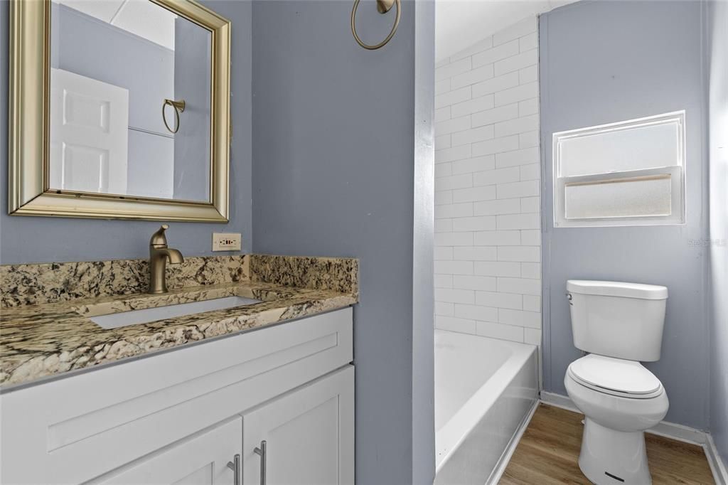 Active With Contract: $169,999 (3 beds, 2 baths, 1092 Square Feet)