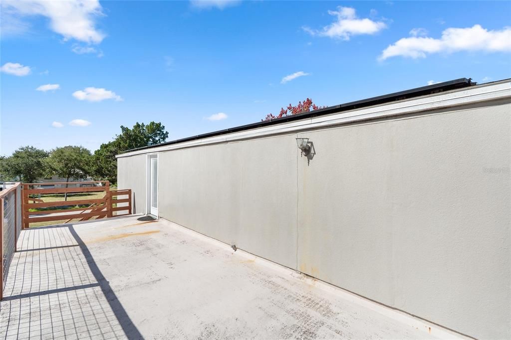 Active With Contract: $169,999 (3 beds, 2 baths, 1092 Square Feet)