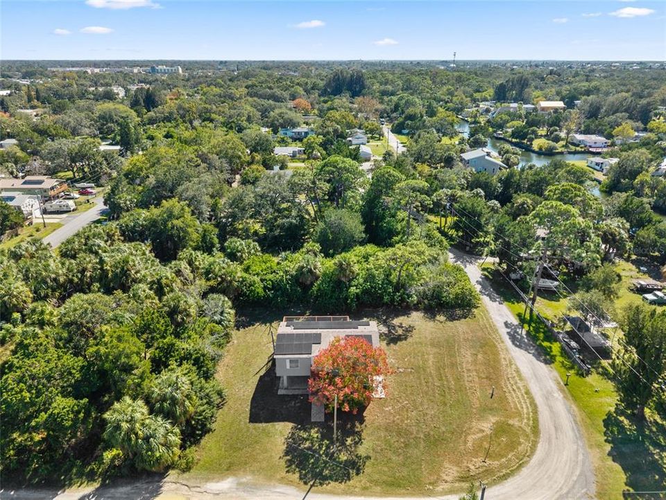 Active With Contract: $169,999 (3 beds, 2 baths, 1092 Square Feet)