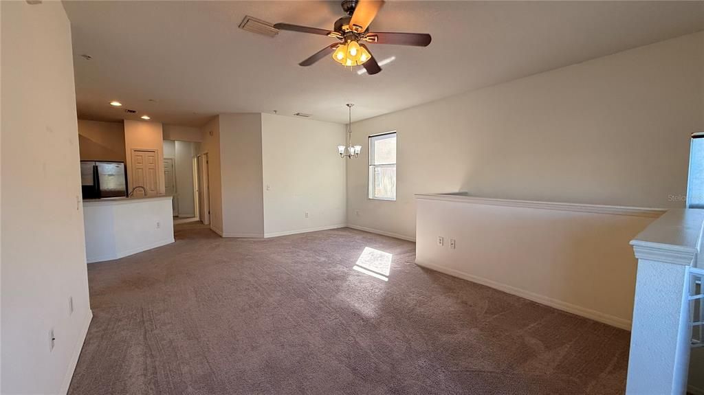 For Rent: $1,900 (3 beds, 2 baths, 1417 Square Feet)