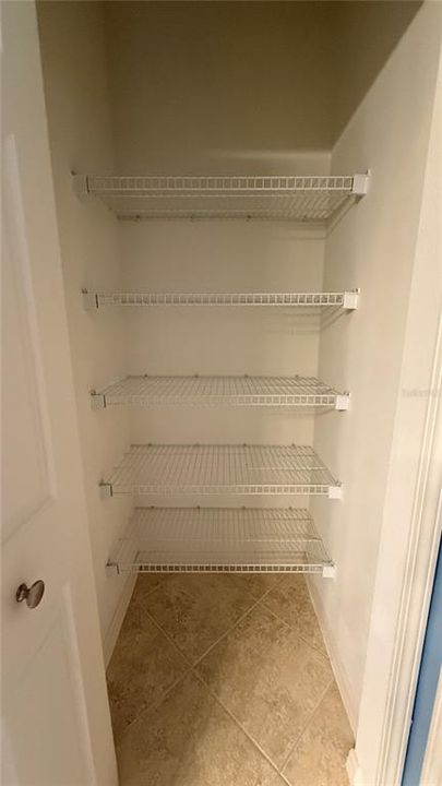 For Rent: $1,900 (3 beds, 2 baths, 1417 Square Feet)