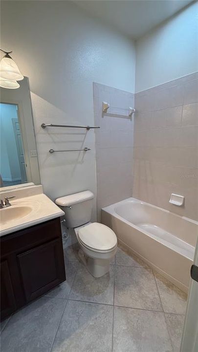 For Rent: $1,900 (3 beds, 2 baths, 1417 Square Feet)