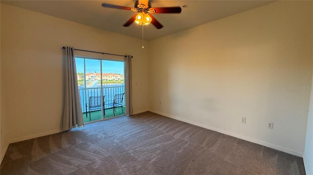 For Rent: $1,900 (3 beds, 2 baths, 1417 Square Feet)