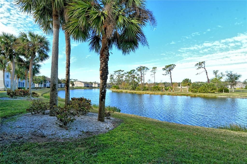 На продажу: $275,000 (2 спален, 2 ванн, 1433 Квадратных фут)