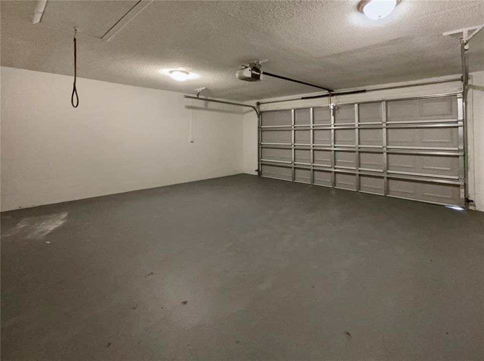 Под контрактом: $393,000 (3 спален, 2 ванн, 1695 Квадратных фут)