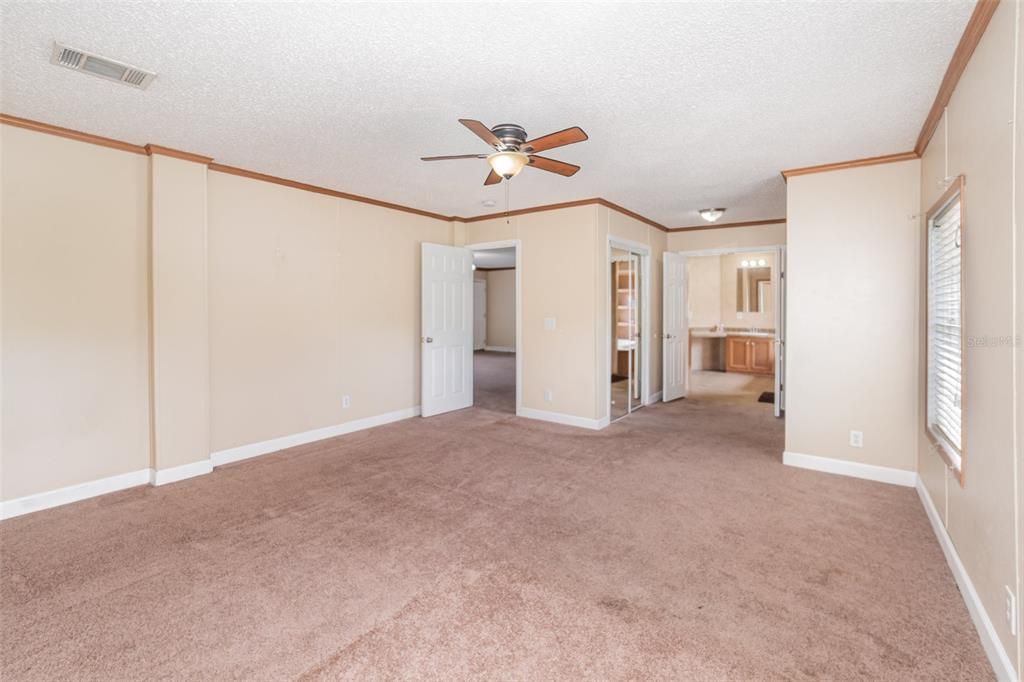 На продажу: $260,000 (3 спален, 2 ванн, 1560 Квадратных фут)