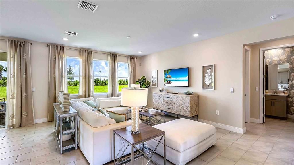 Active With Contract: $580,000 (4 beds, 3 baths, 2756 Square Feet)