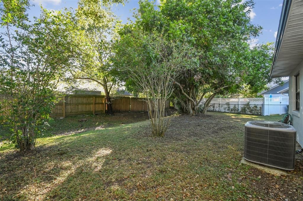 待售: $249,000 (2 贝兹, 2 浴室, 1006 平方英尺)