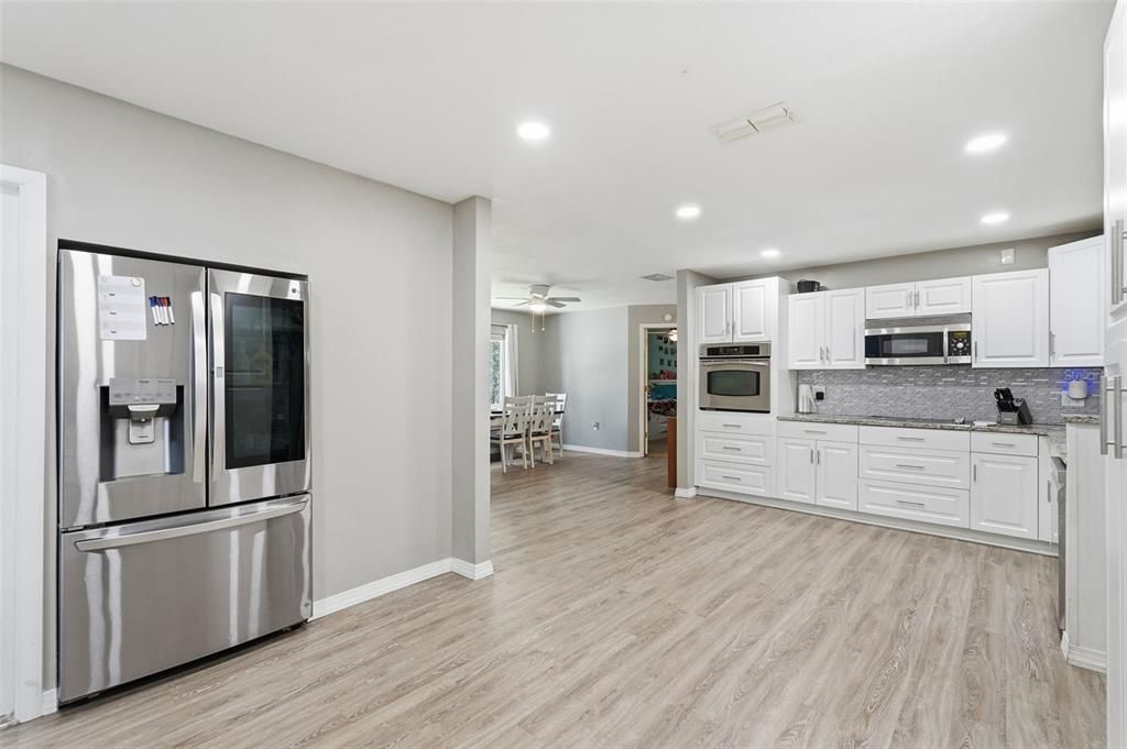 Active With Contract: $340,000 (5 beds, 2 baths, 1865 Square Feet)