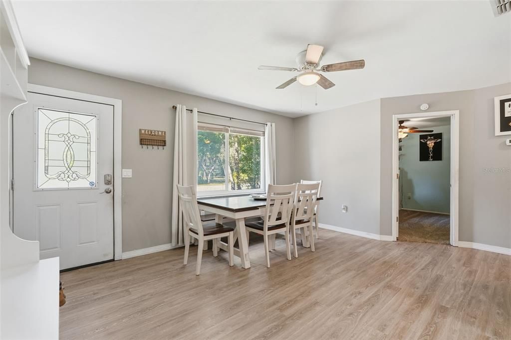 Active With Contract: $340,000 (5 beds, 2 baths, 1865 Square Feet)