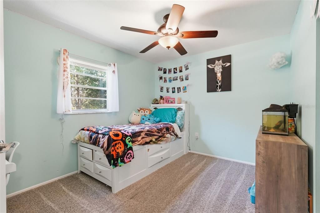 Active With Contract: $340,000 (5 beds, 2 baths, 1865 Square Feet)