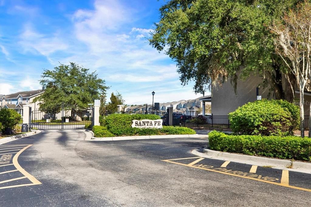 For Sale: $235,000 (3 beds, 2 baths, 1400 Square Feet)