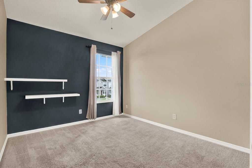 For Sale: $235,000 (3 beds, 2 baths, 1400 Square Feet)