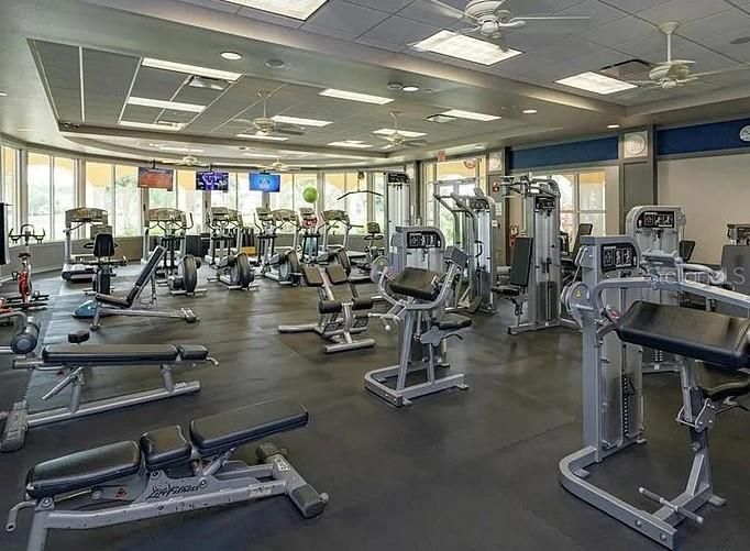 В аренду: $2,595 (3 спален, 3 ванн, 1810 Квадратных фут)