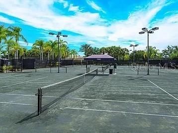 В аренду: $2,595 (3 спален, 3 ванн, 1810 Квадратных фут)