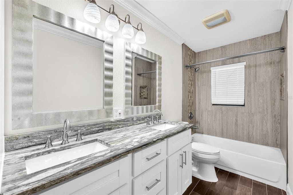 Active With Contract: $2,395 (3 beds, 1 baths, 1230 Square Feet)