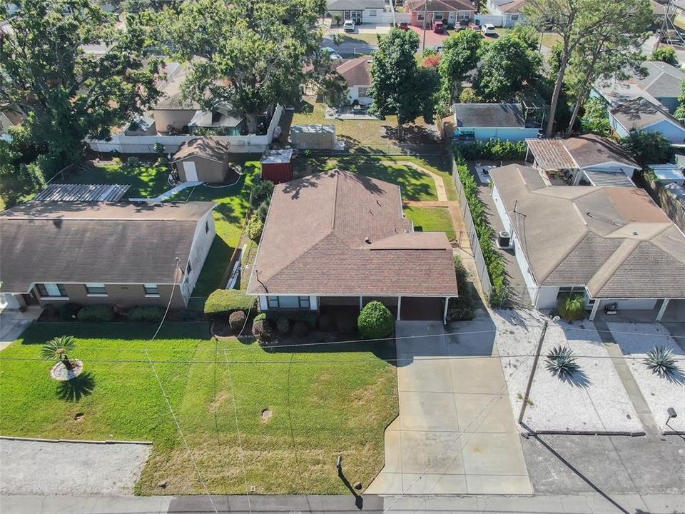 Active With Contract: $2,395 (3 beds, 1 baths, 1230 Square Feet)