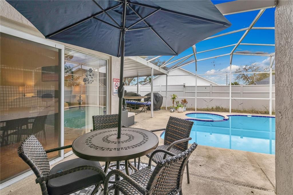 Active With Contract: $2,400 (3 beds, 2 baths, 1502 Square Feet)