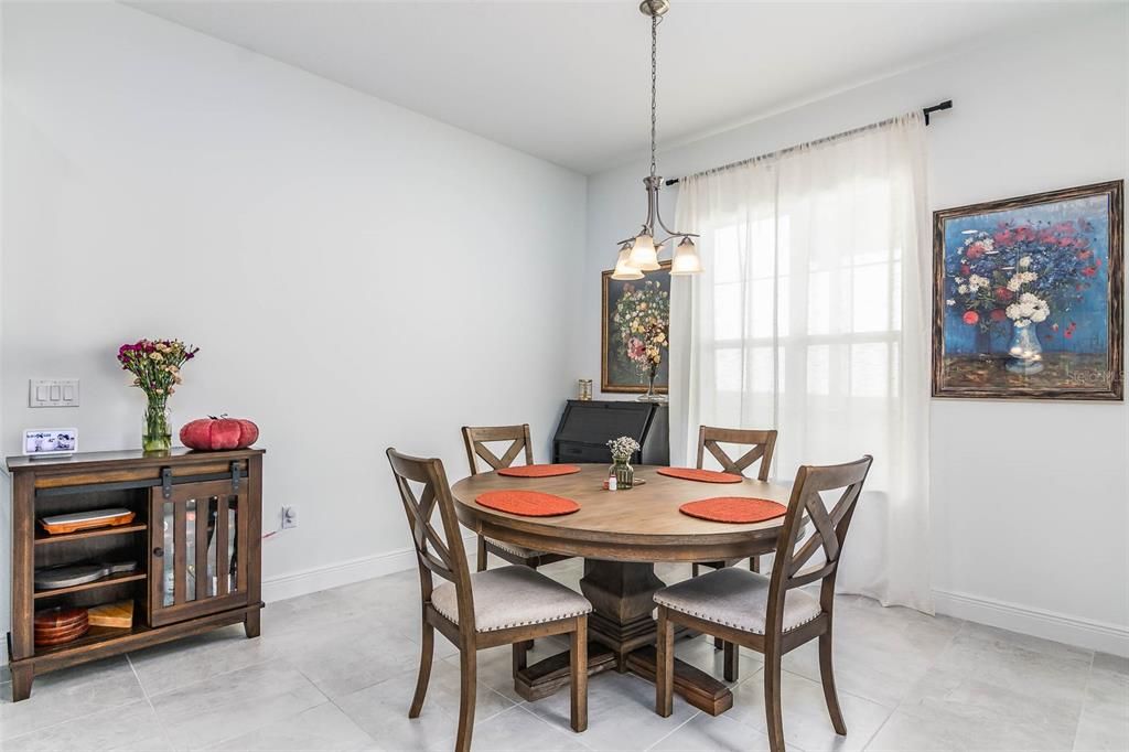 For Sale: $515,000 (3 beds, 2 baths, 1845 Square Feet)