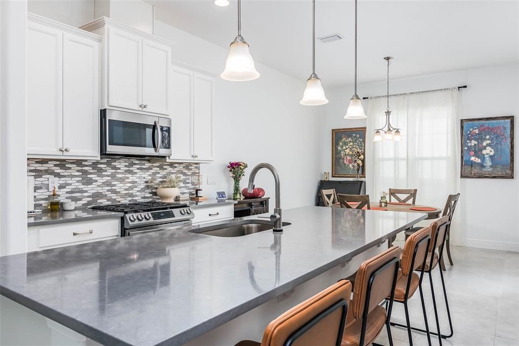 For Sale: $515,000 (3 beds, 2 baths, 1845 Square Feet)