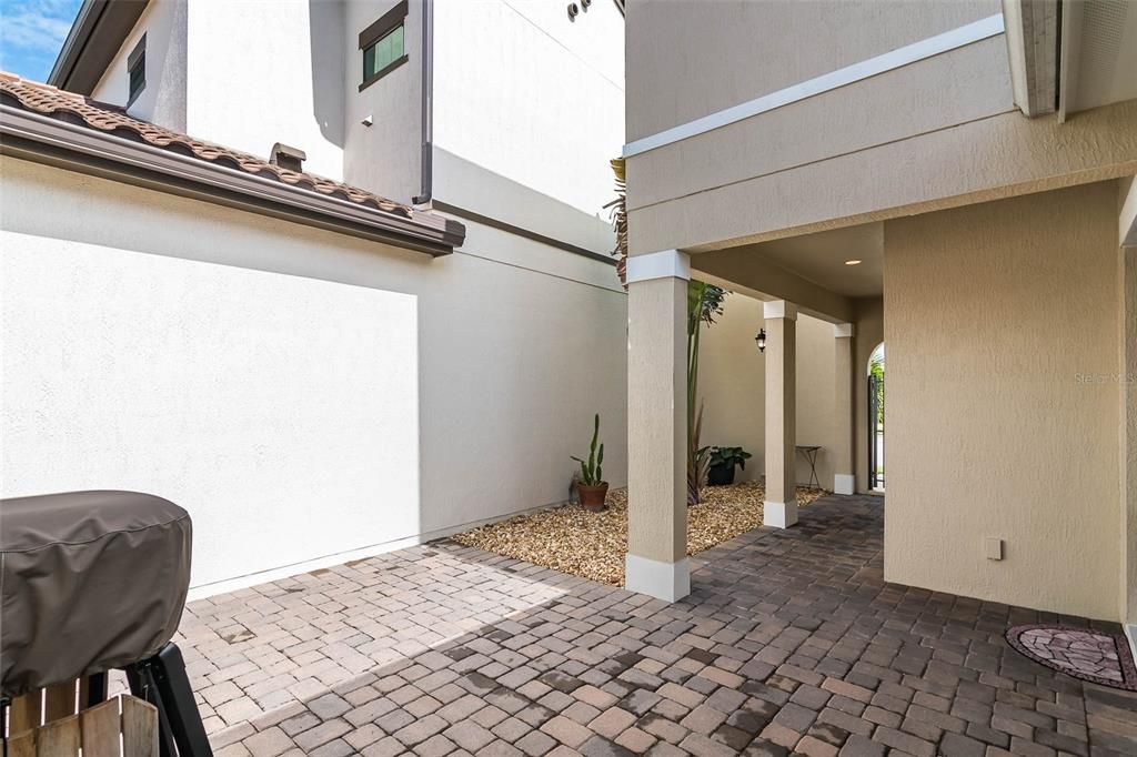 For Sale: $515,000 (3 beds, 2 baths, 1845 Square Feet)