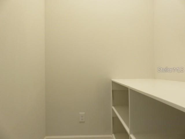 For Rent: $3,100 (3 beds, 3 baths, 2461 Square Feet)