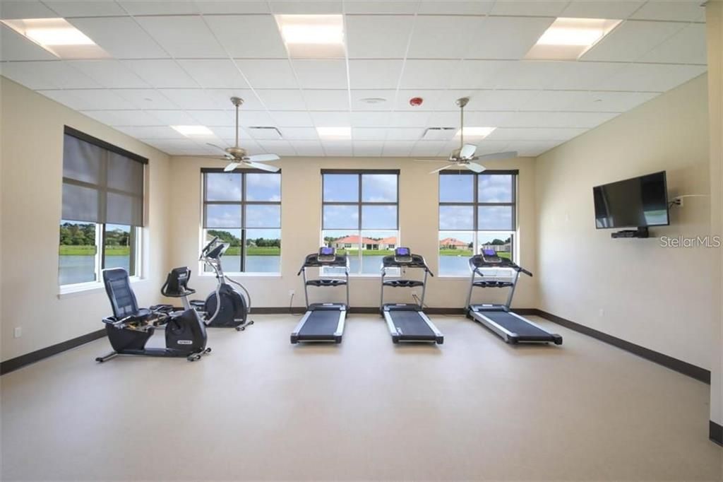 For Rent: $3,100 (3 beds, 3 baths, 2461 Square Feet)