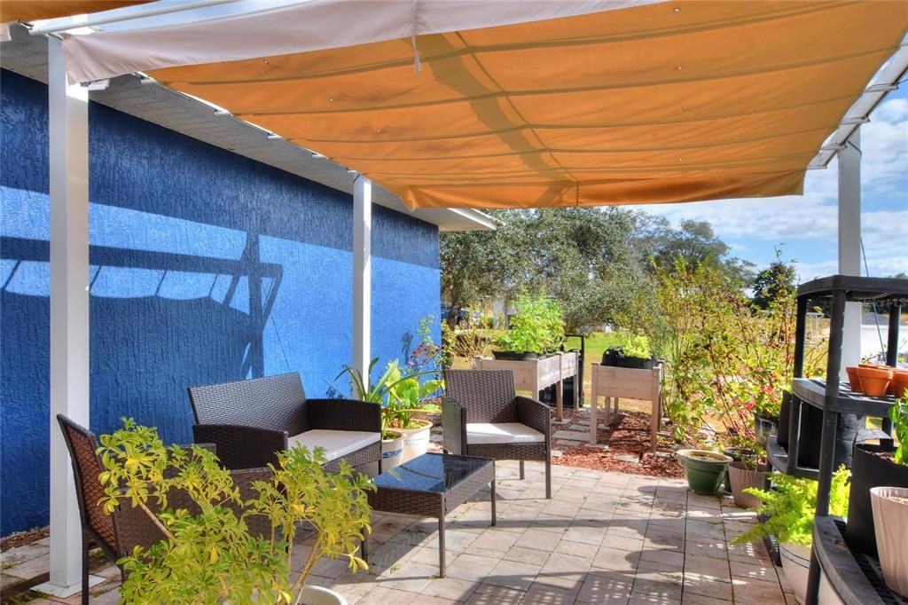 待售: $289,000 (3 贝兹, 2 浴室, 1396 平方英尺)