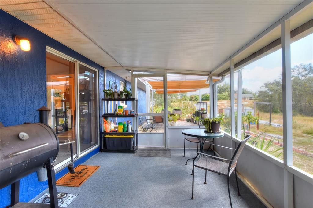 待售: $289,000 (3 贝兹, 2 浴室, 1396 平方英尺)