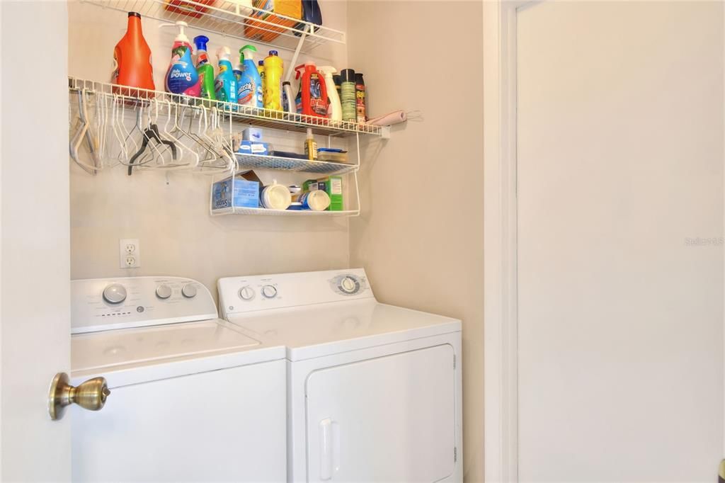 待售: $289,000 (3 贝兹, 2 浴室, 1396 平方英尺)