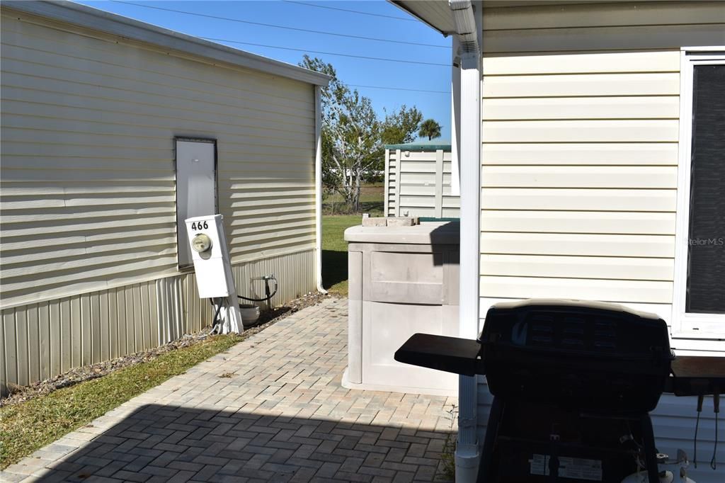 На продажу: $127,900 (1 спален, 1 ванн, 540 Квадратных фут)