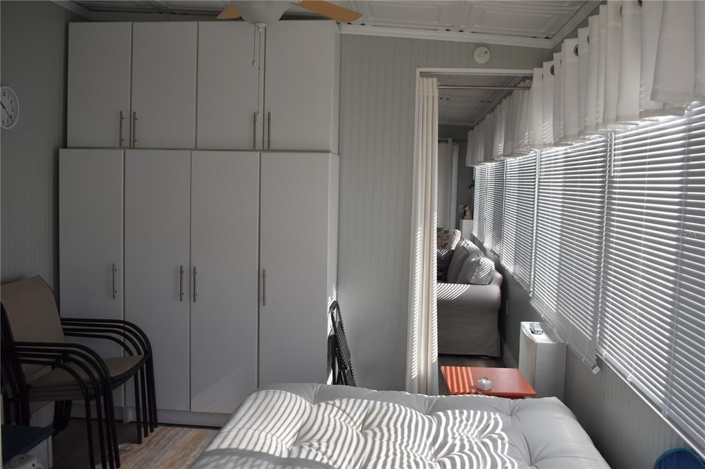 На продажу: $127,900 (1 спален, 1 ванн, 540 Квадратных фут)