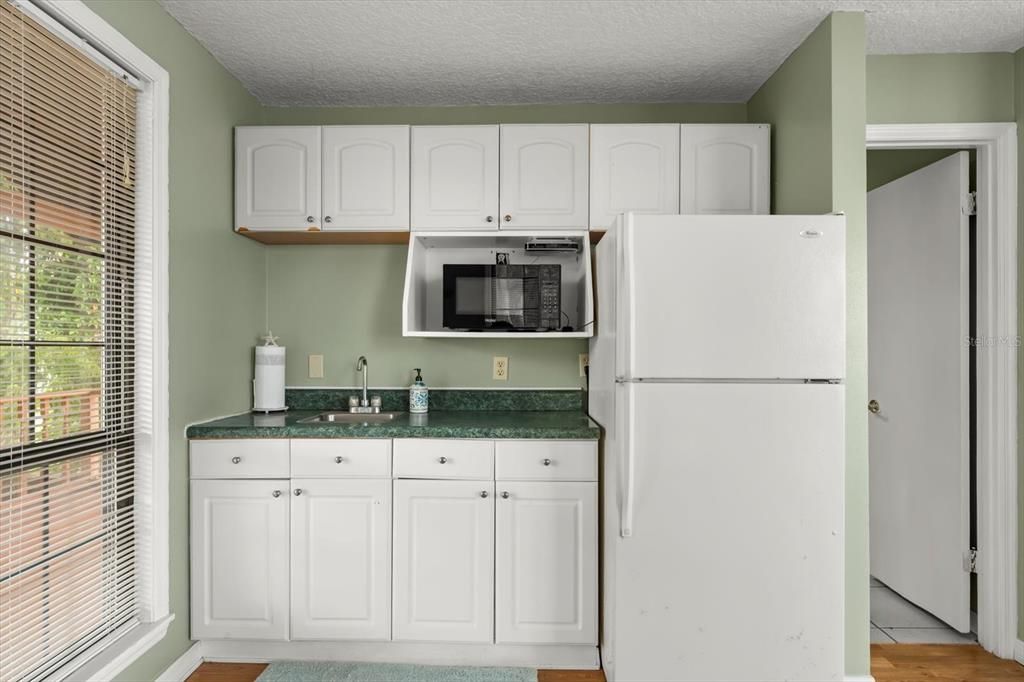 En Venta: $1,500,000 (5 camas, 4 baños, 4421 Pies cuadrados)