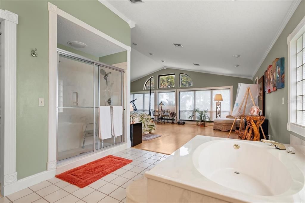 En Venta: $1,500,000 (5 camas, 4 baños, 4421 Pies cuadrados)