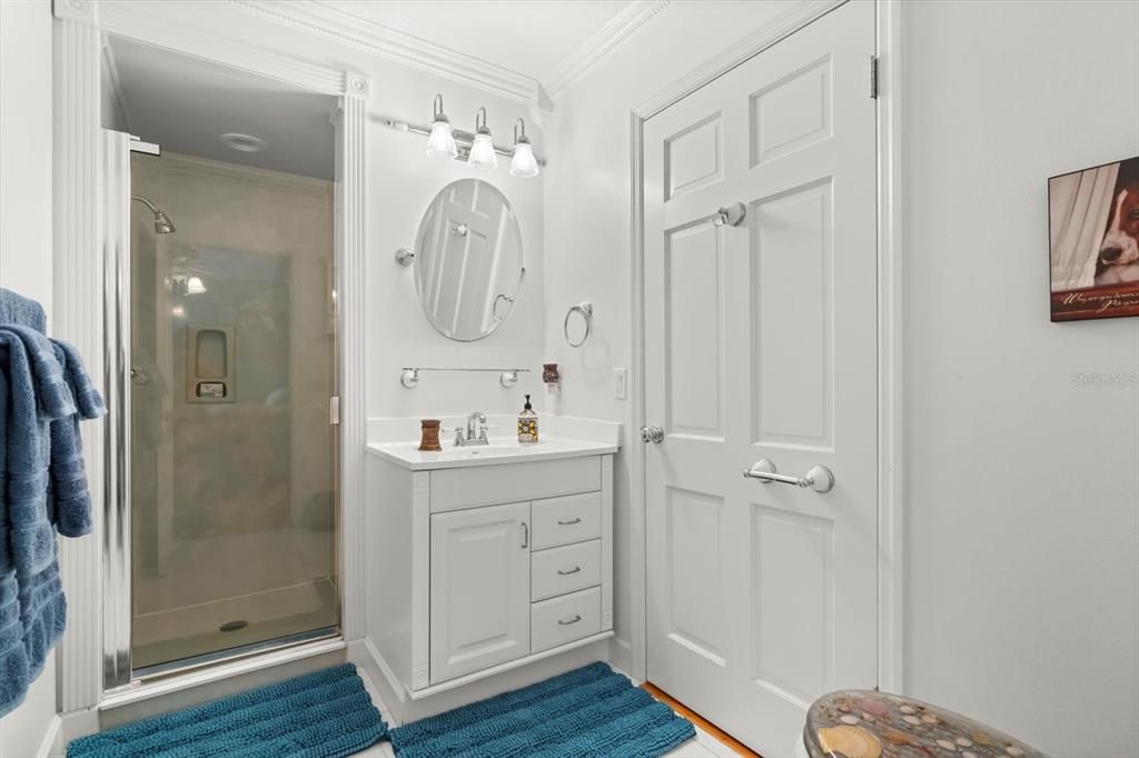 En Venta: $1,500,000 (5 camas, 4 baños, 4421 Pies cuadrados)