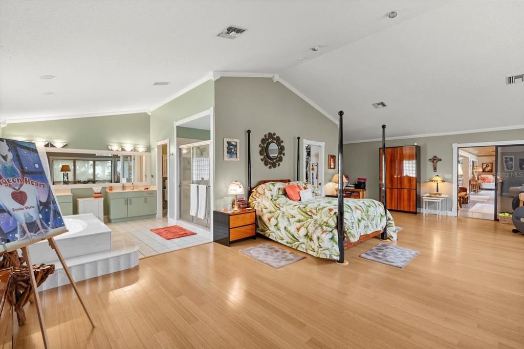 En Venta: $1,500,000 (5 camas, 4 baños, 4421 Pies cuadrados)