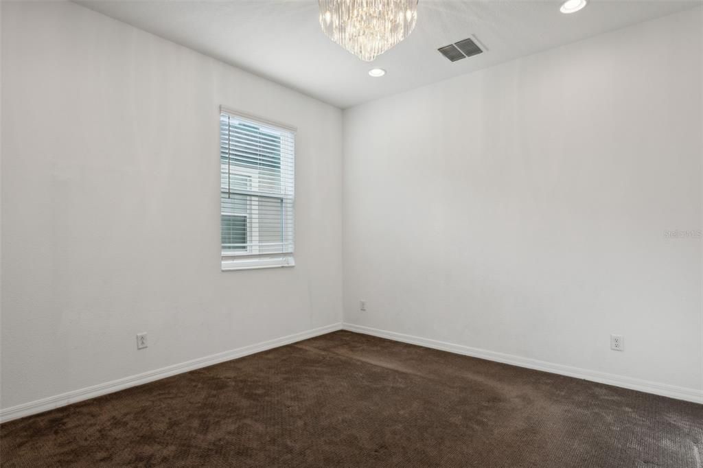 В аренду: $4,000 (5 спален, 3 ванн, 3573 Квадратных фут)