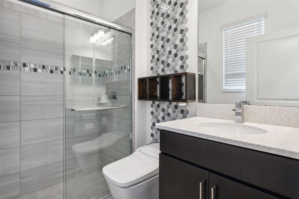 В аренду: $4,000 (5 спален, 3 ванн, 3573 Квадратных фут)