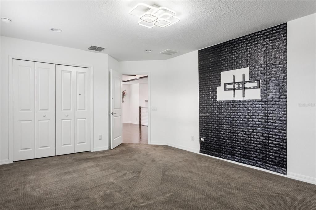 В аренду: $4,000 (5 спален, 3 ванн, 3573 Квадратных фут)