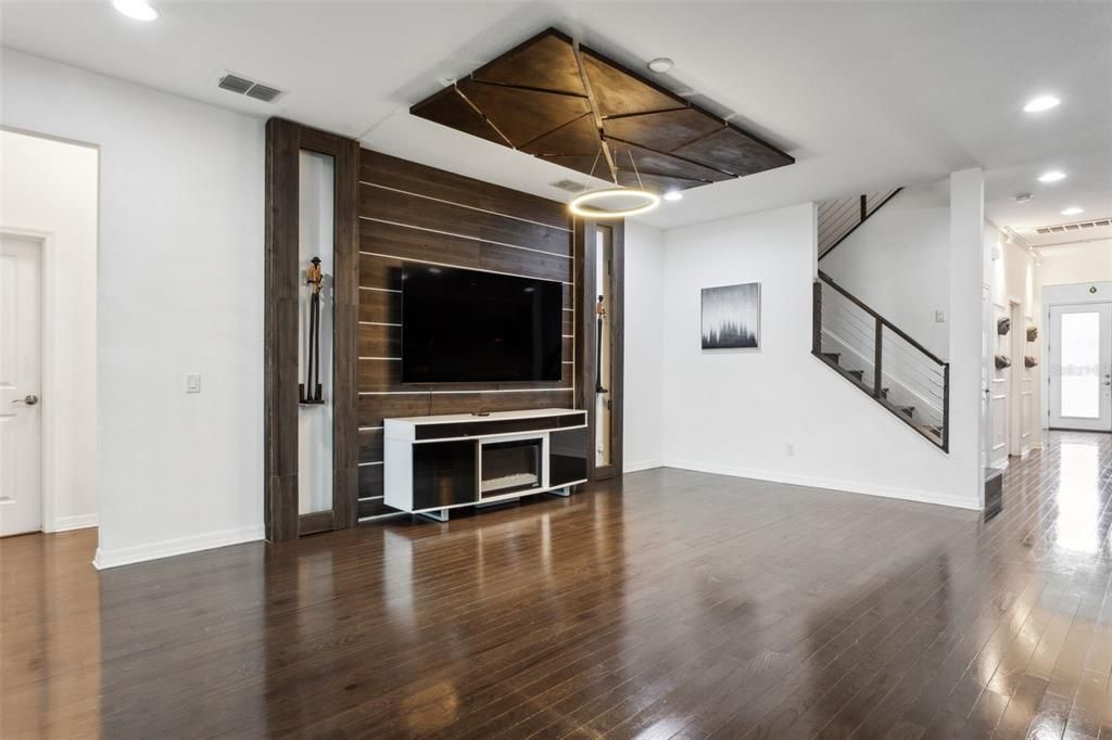 В аренду: $4,000 (5 спален, 3 ванн, 3573 Квадратных фут)