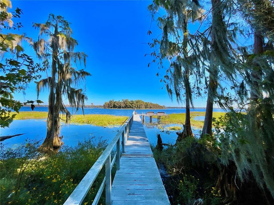 Active With Contract: $355,000 (3 beds, 3 baths, 1664 Square Feet)