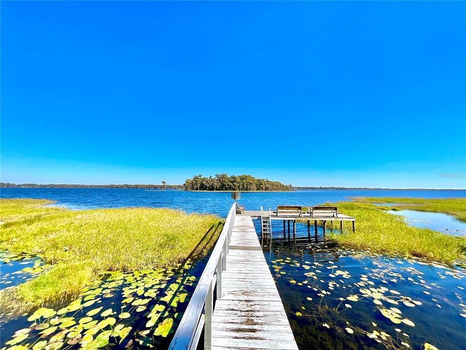 Active With Contract: $355,000 (3 beds, 3 baths, 1664 Square Feet)