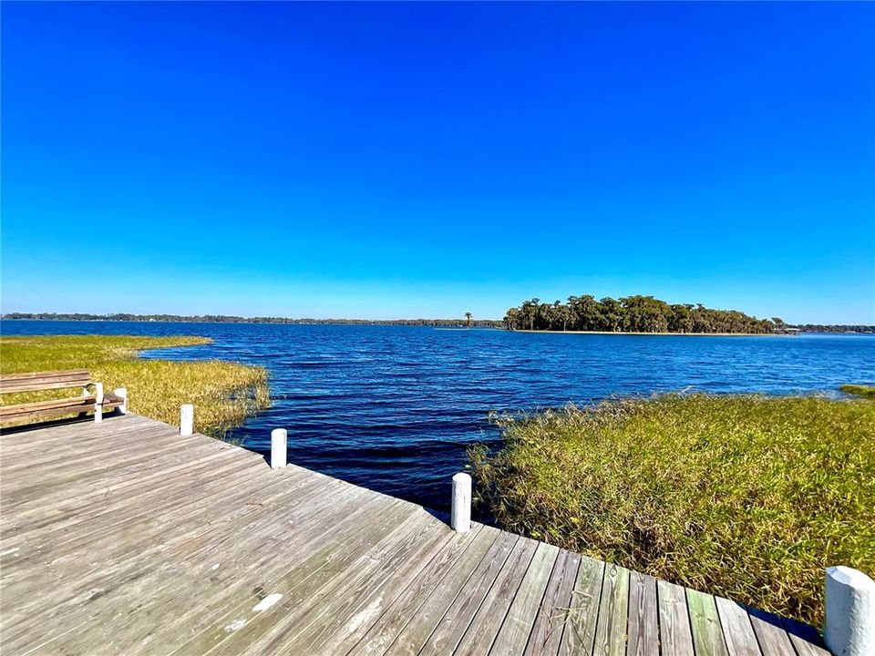 Active With Contract: $355,000 (3 beds, 3 baths, 1664 Square Feet)