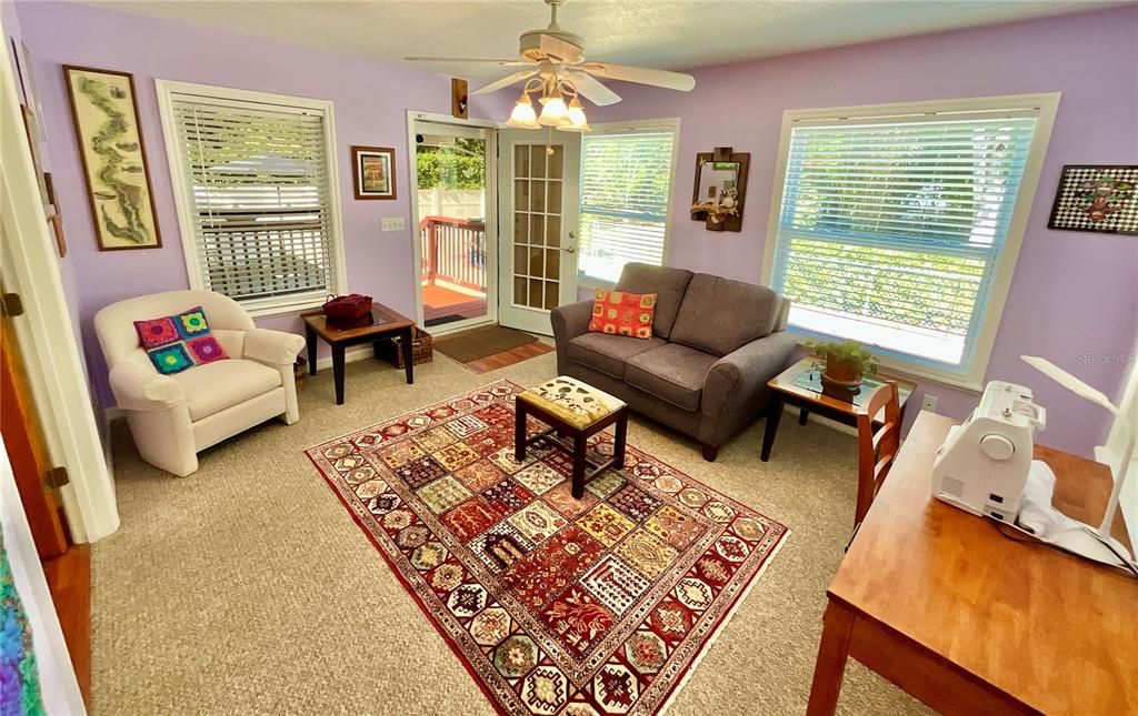 Active With Contract: $355,000 (3 beds, 3 baths, 1664 Square Feet)