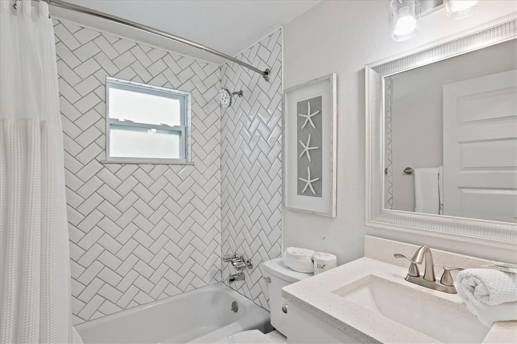 For Sale: $1,500,000 (4 beds, 0 baths, 1676 Square Feet)