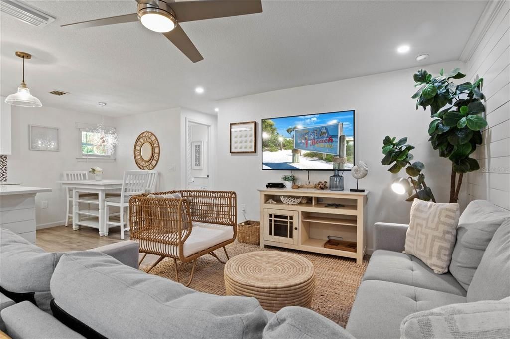 For Sale: $1,500,000 (4 beds, 0 baths, 1676 Square Feet)