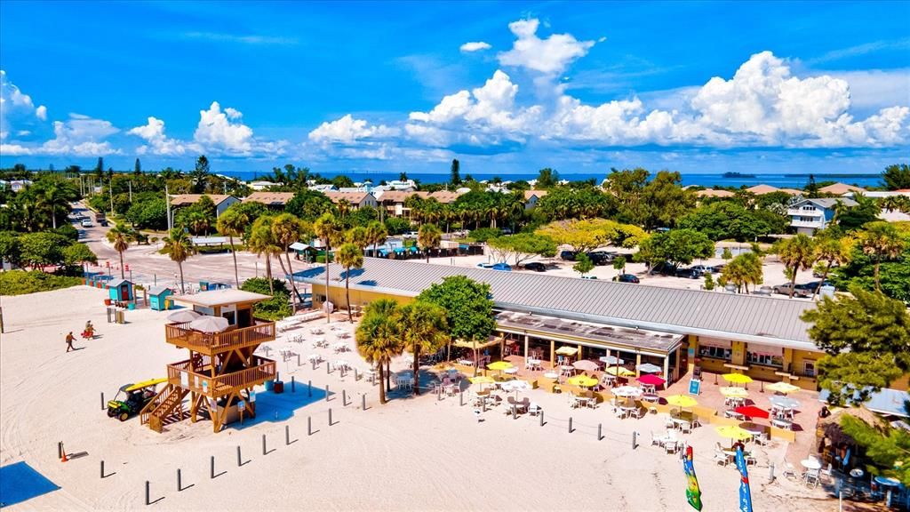 For Sale: $1,500,000 (4 beds, 0 baths, 1676 Square Feet)