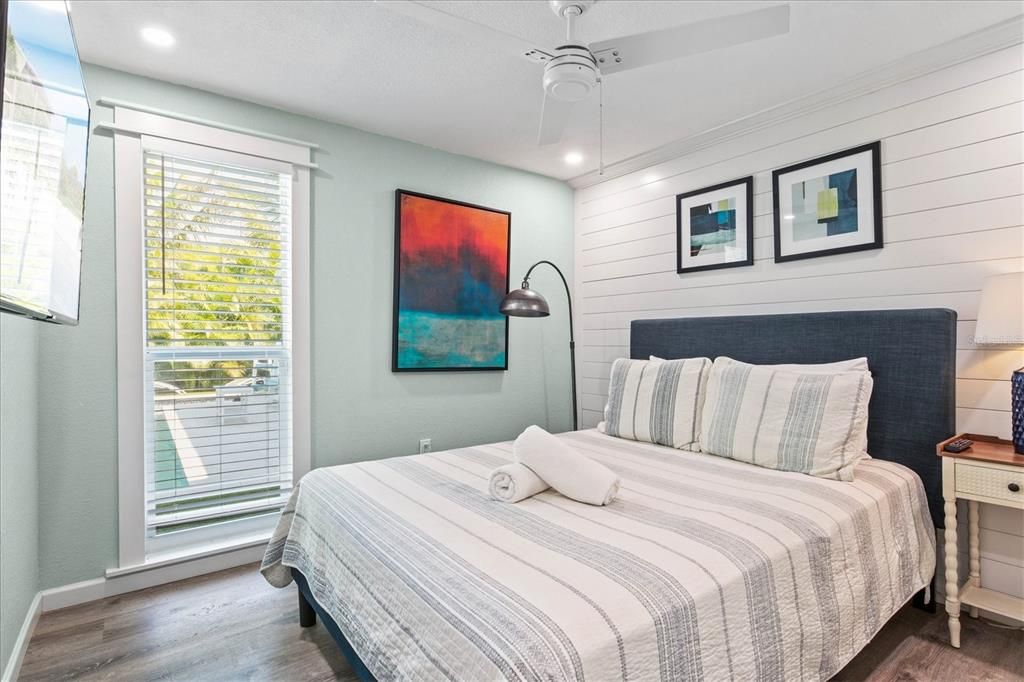 For Sale: $1,500,000 (4 beds, 0 baths, 1676 Square Feet)