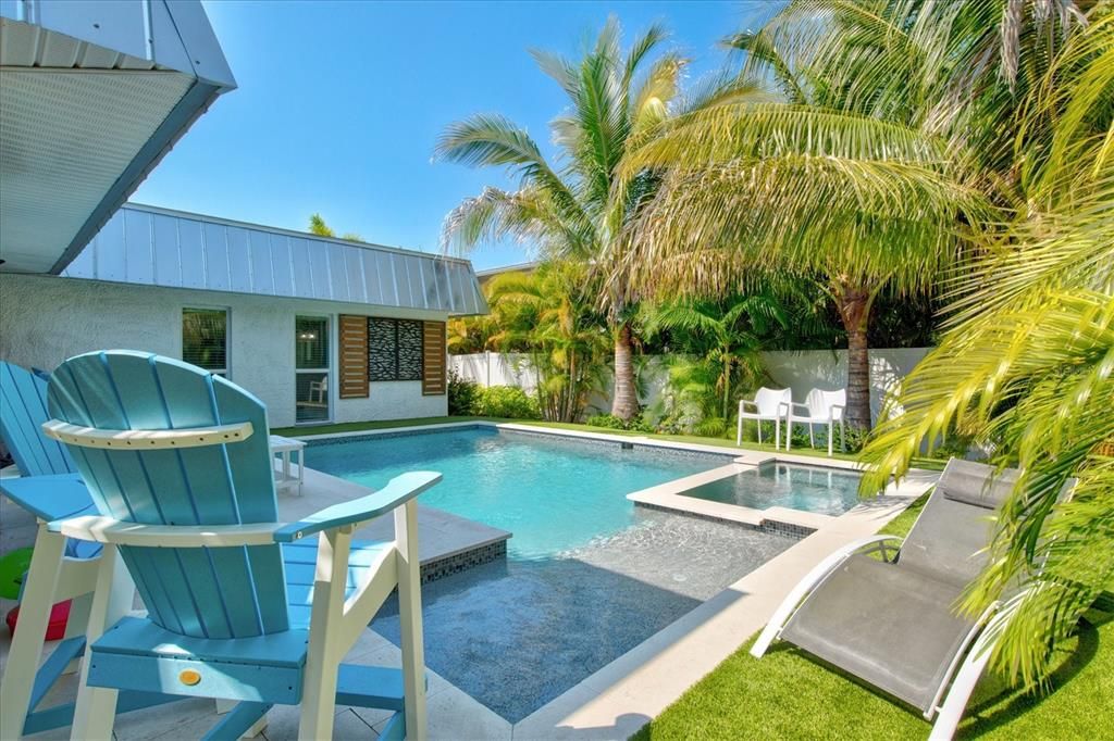 For Sale: $1,500,000 (4 beds, 0 baths, 1676 Square Feet)